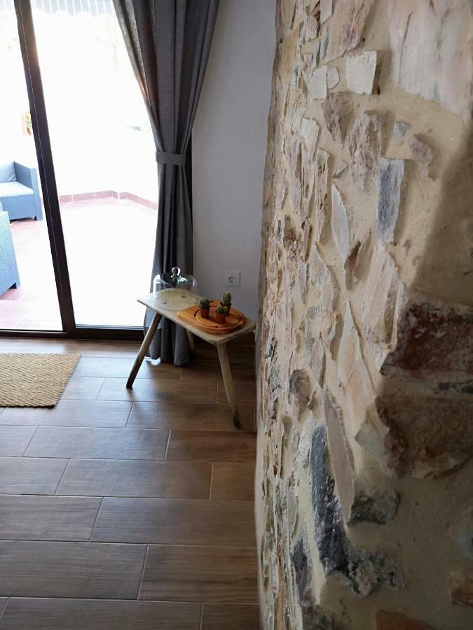 Apartamento Turístico. AZAHAR. Cáceres. Esterno foto