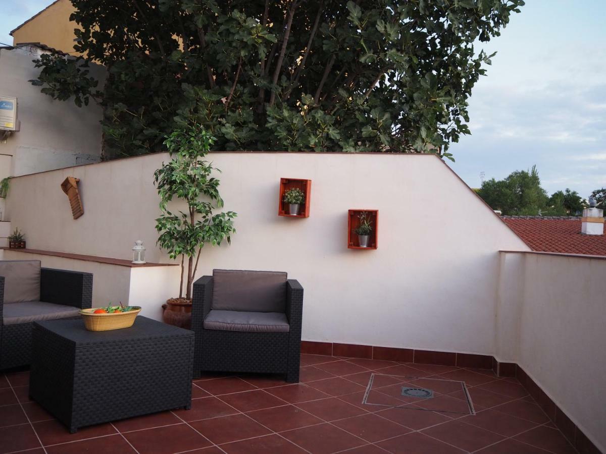 Apartamento Turístico. AZAHAR. Cáceres. Esterno foto